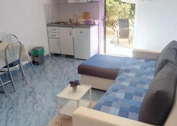 Apartment By The Sea - 22962